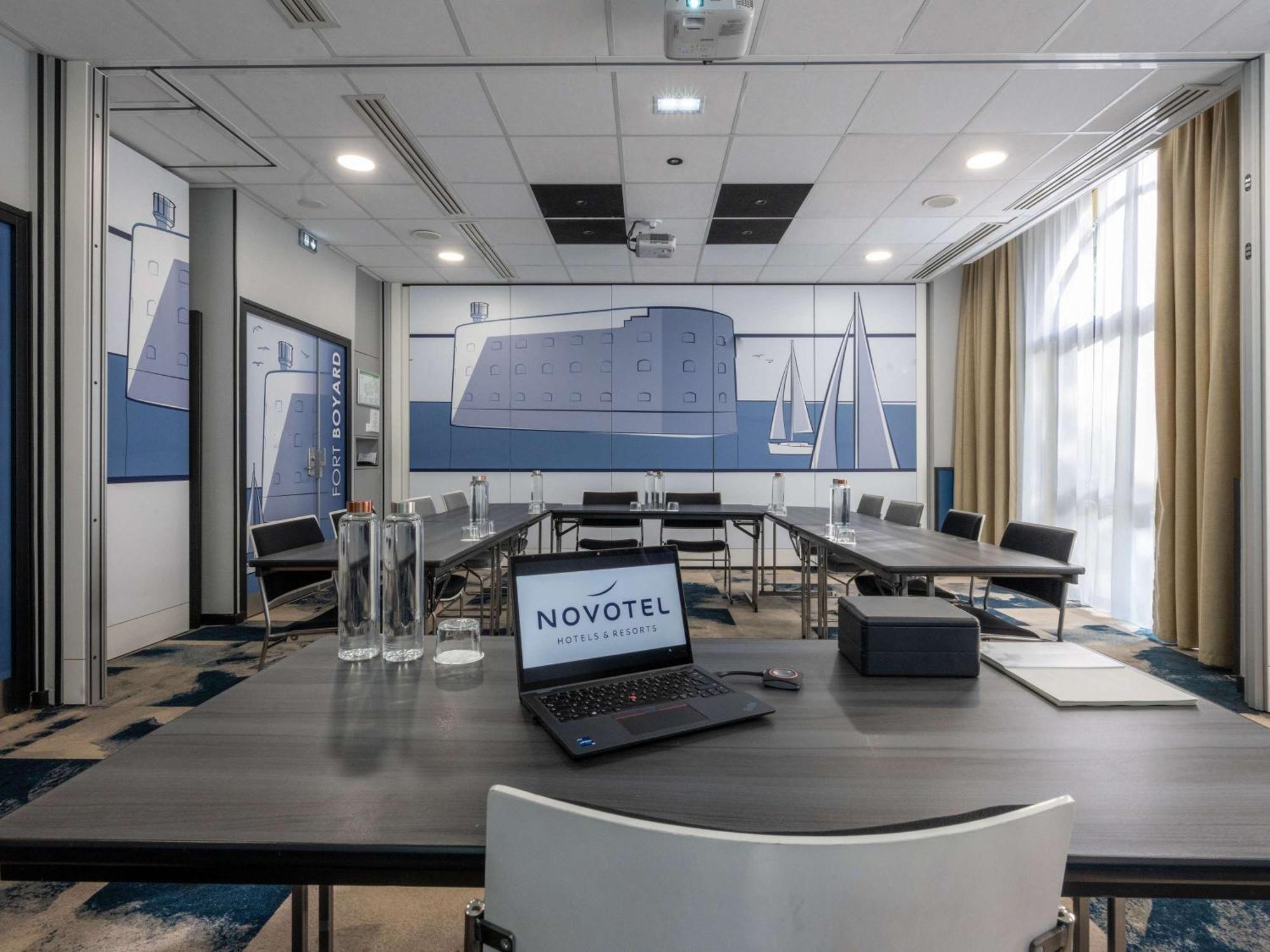 Novotel La Rochelle Centre Екстер'єр фото